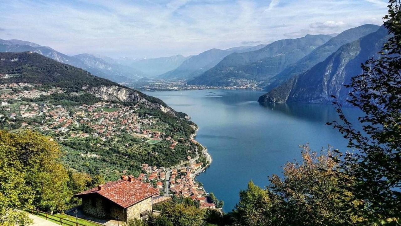 Ferienwohnung Irina'S House With View On Like And Swimming Pool Riva di Solto Exterior foto