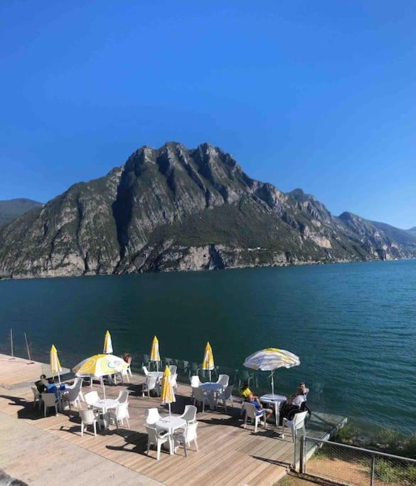 Ferienwohnung Irina'S House With View On Like And Swimming Pool Riva di Solto Exterior foto