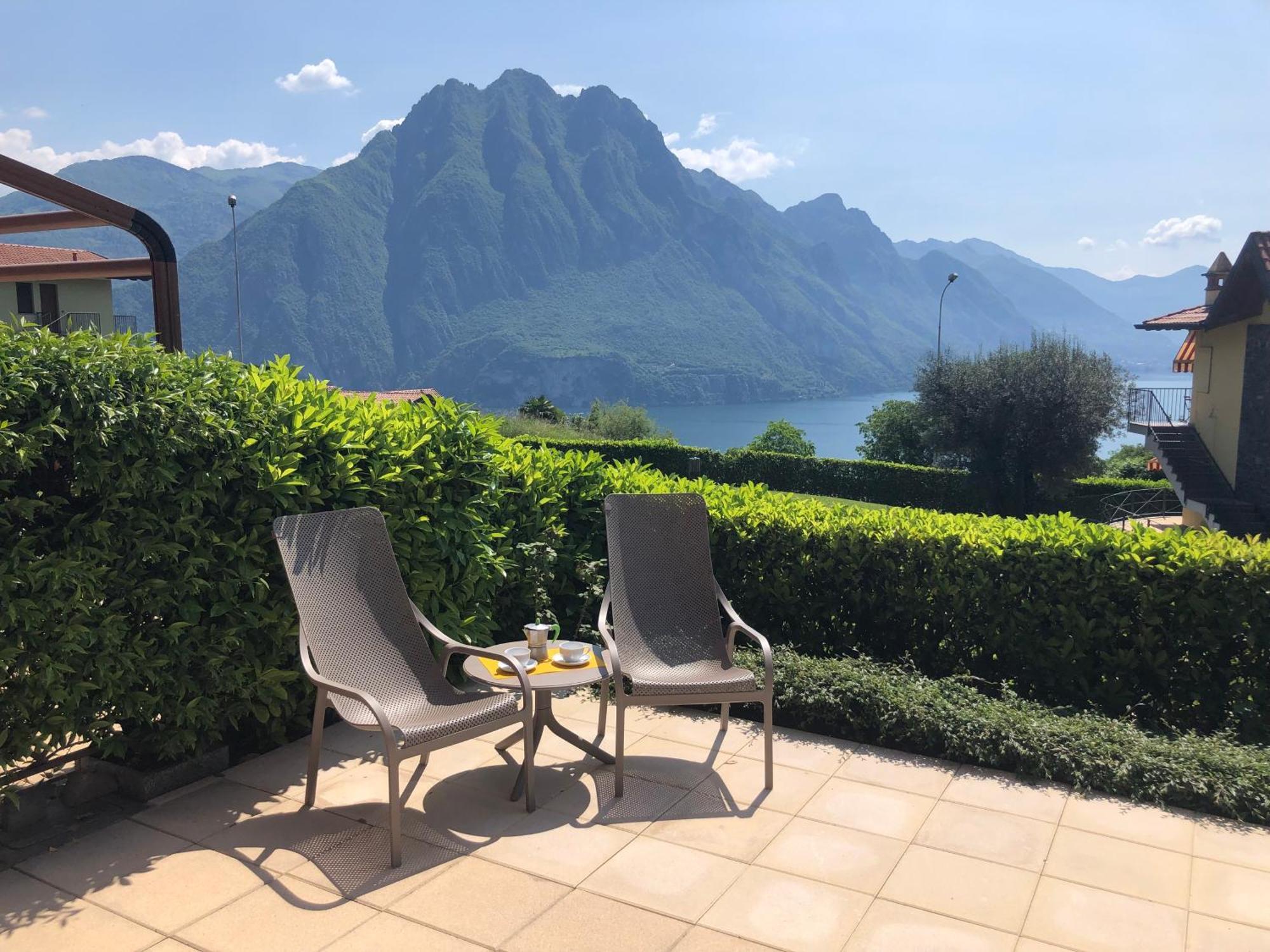 Ferienwohnung Irina'S House With View On Like And Swimming Pool Riva di Solto Exterior foto